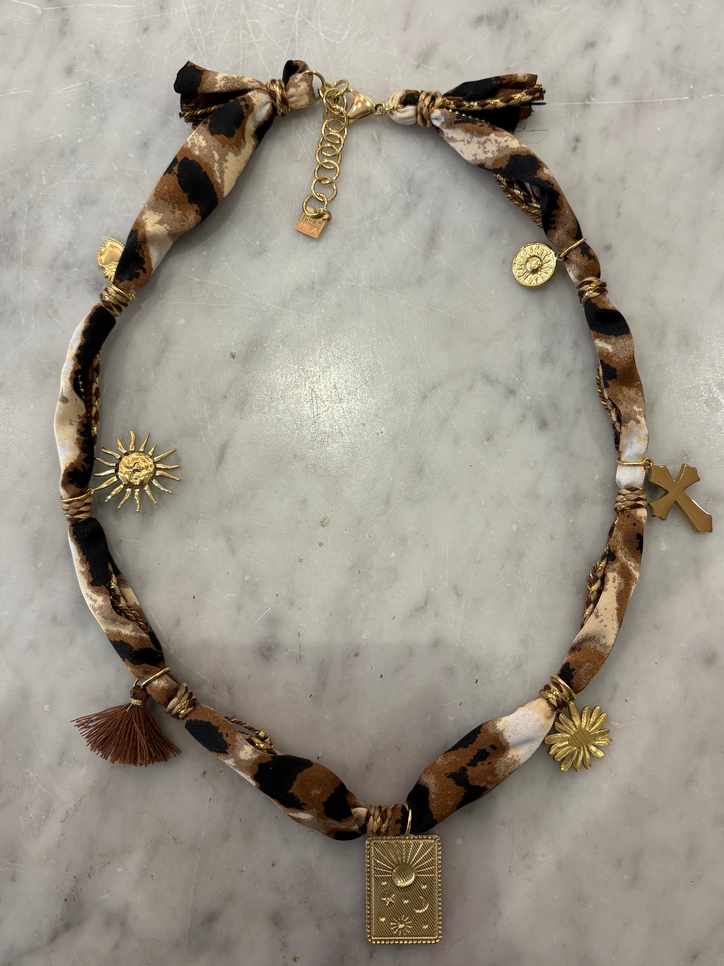 LEOPARD BANDANA NECKLACE