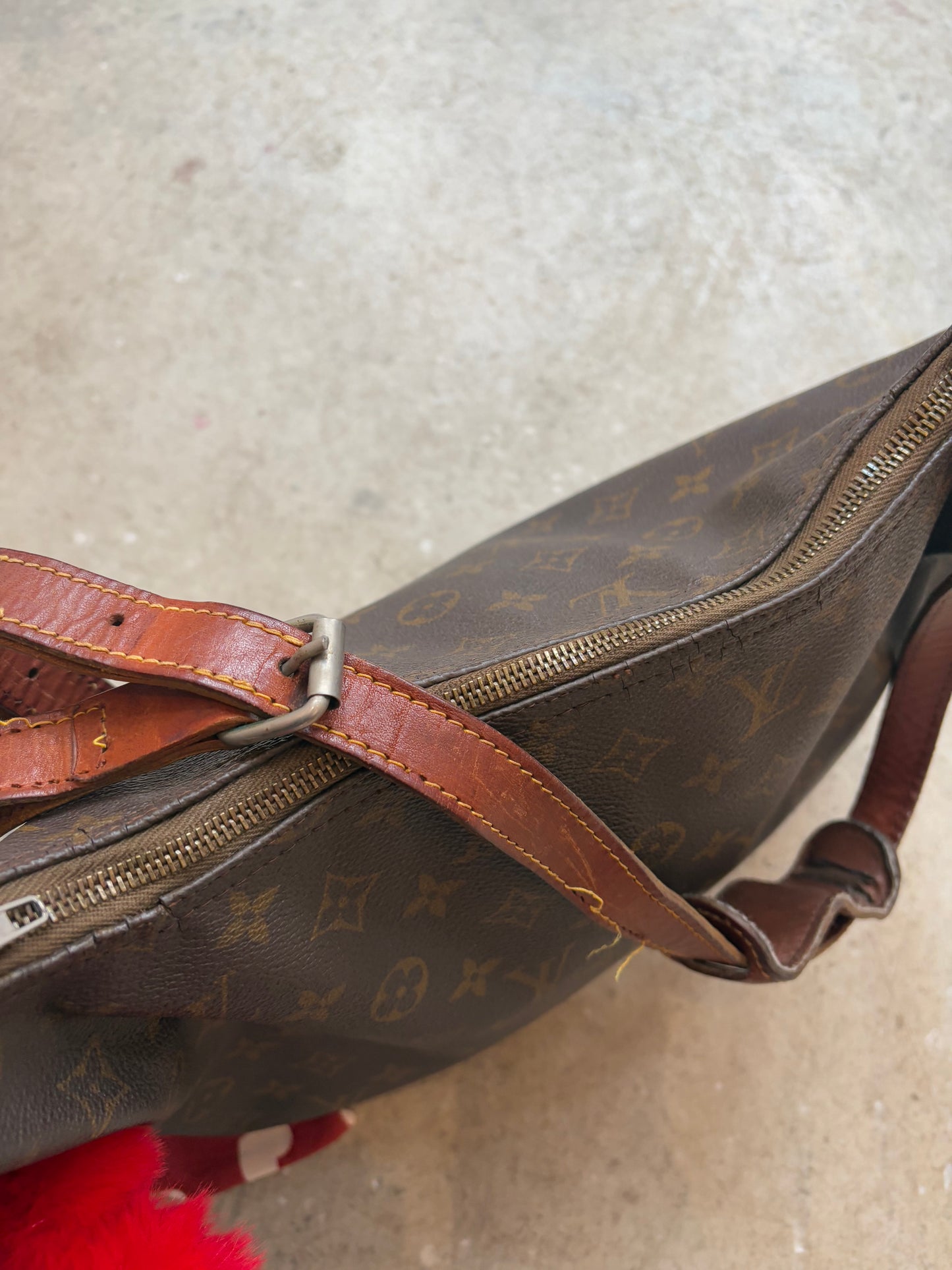 VINTAGE LOUIS VUITTON BAG