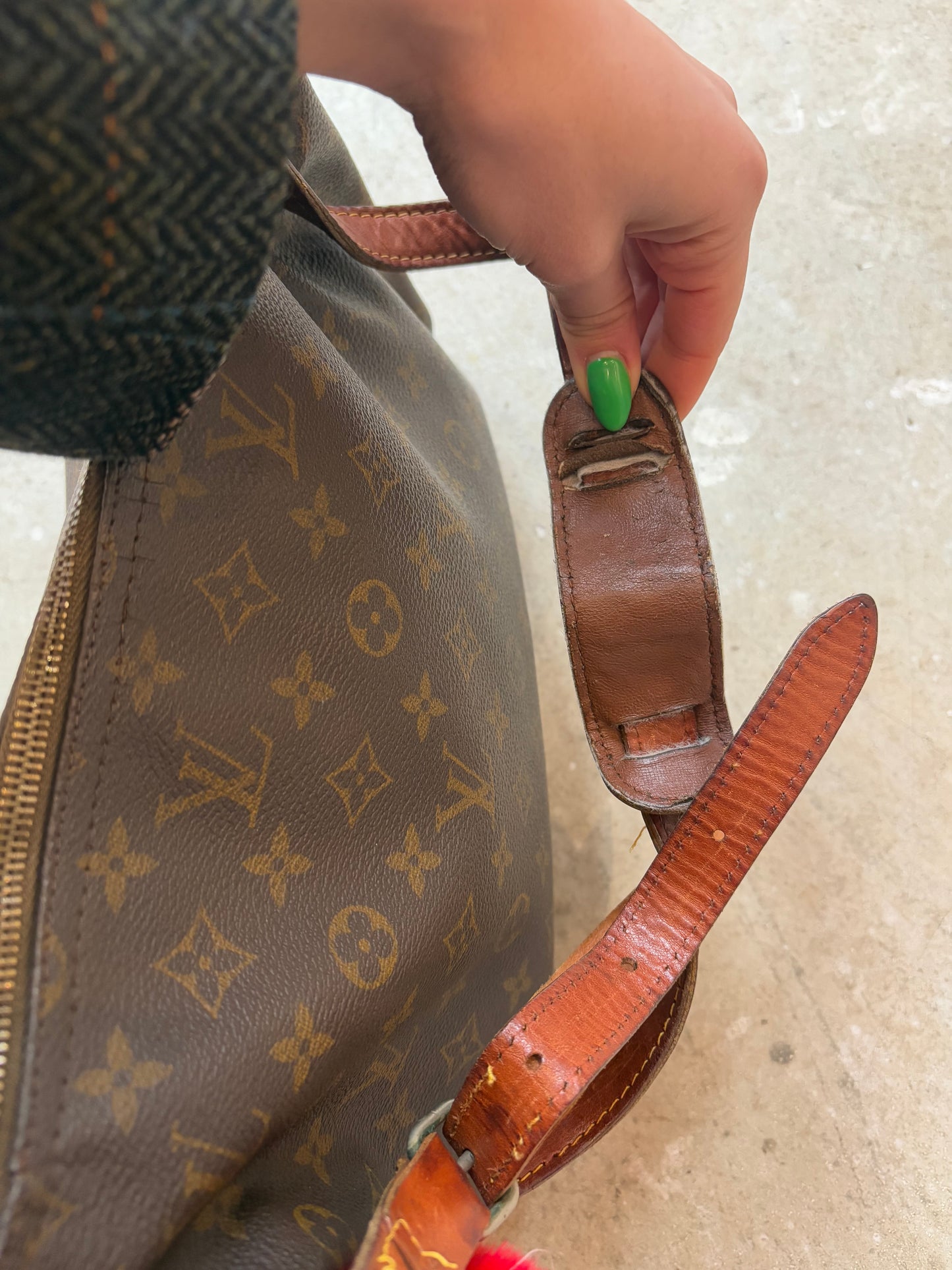 VINTAGE LOUIS VUITTON BAG