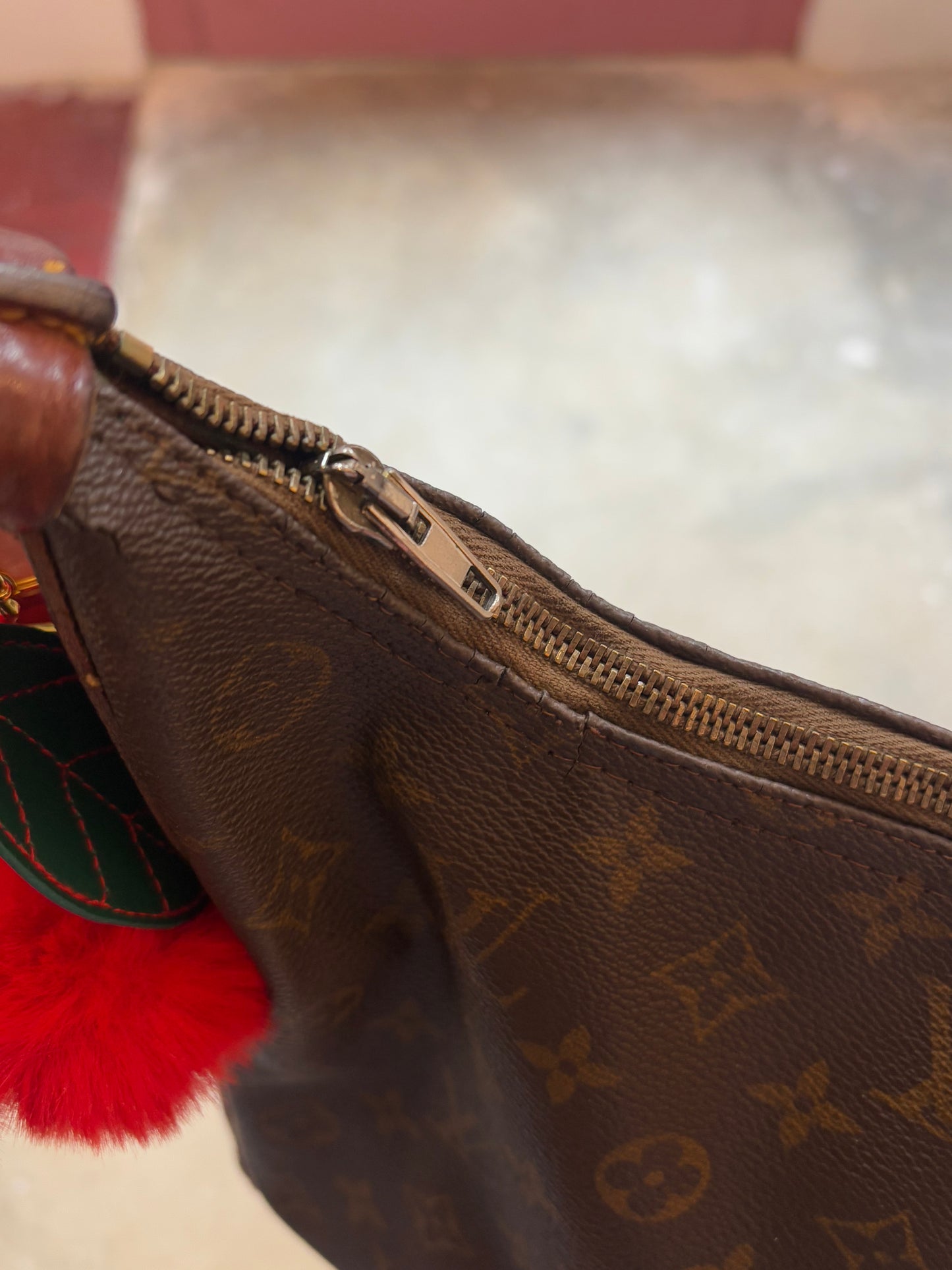 VINTAGE LOUIS VUITTON BAG