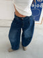 PLEATED JEANS